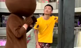网红熊真人名字,从网络红人到现实偶像的蜕变之路