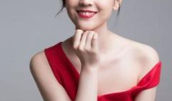 何花演员,从青涩校园到璀璨荧屏，演绎青春与梦想的交织