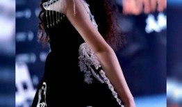 网红走秀莎莎,时尚界的璀璨新星