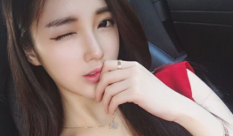 李文静胸网红,揭秘网络红人的魅力与争议