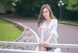 禁忌女孩网红情侣解说,网红情侣的激情解说揭秘